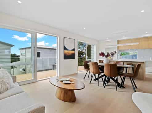 Lots 1-5/28 Girrahween Drive, Totara Vale