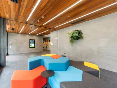 PREMIUM FITTED HIGHBROOK OFFICE