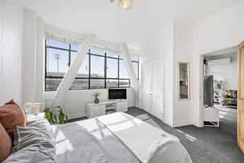 11/125 Thorndon Quay, Thorndon