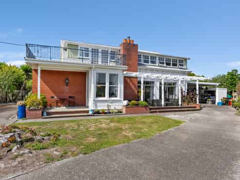 6 Atmore Avenue, Otaki