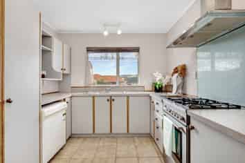 20 Ordley Grove, Tawa