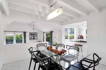 6 Aiken Road, Saint Johns Hill