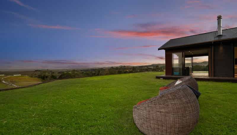 1088  South Head Road, Helensville