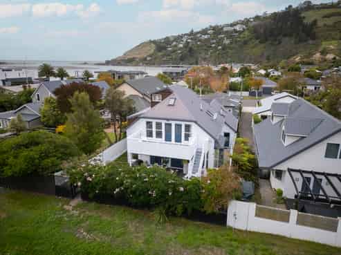 2/14 Wakatu Avenue, Moncks Bay