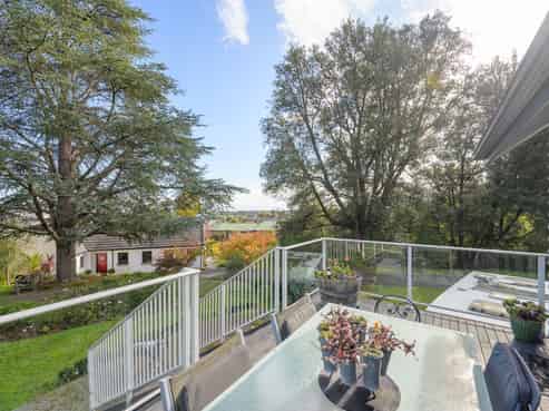5 Montebello Avenue, Stoke