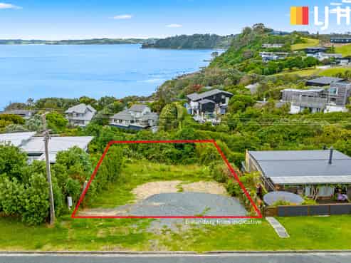 22 Barrier View Road, Leigh