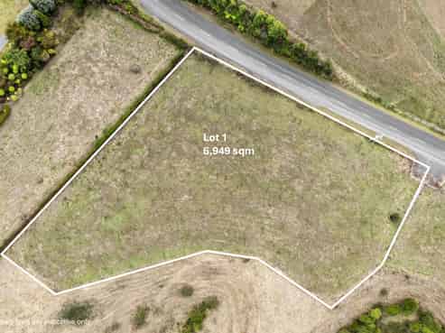 1053 and 1 Taotaoroa Road, Karapiro
