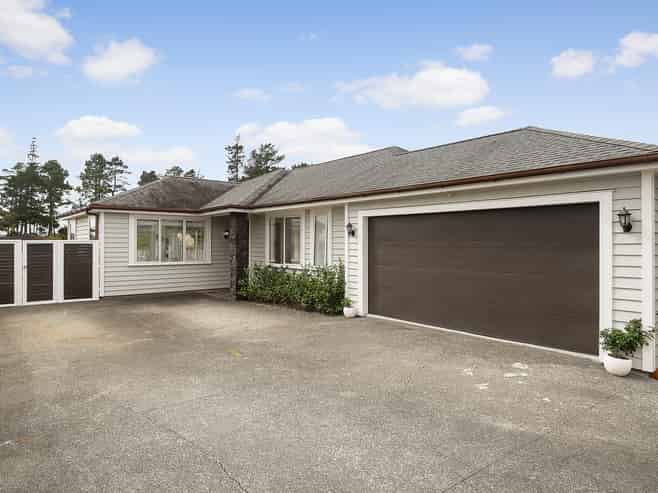 14 Gumdigger Rise, Millwater