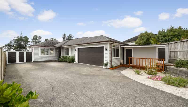 14 Gumdigger Rise, Millwater