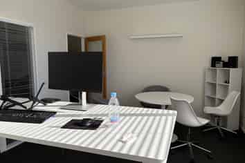 Excellent office in prime location