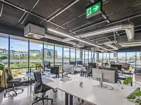 Modern CBD fringe standalone