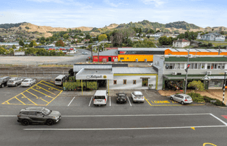 Exposure at the Top End of Town