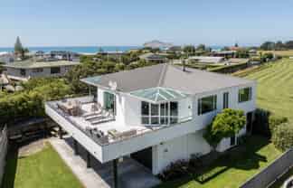 2/75 Harper Road, Waimarama