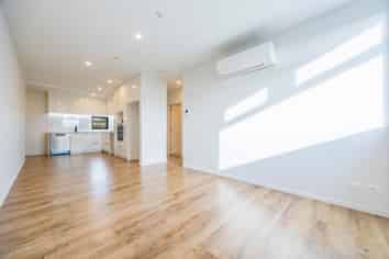 203/1A Kings Road, Mount Roskill