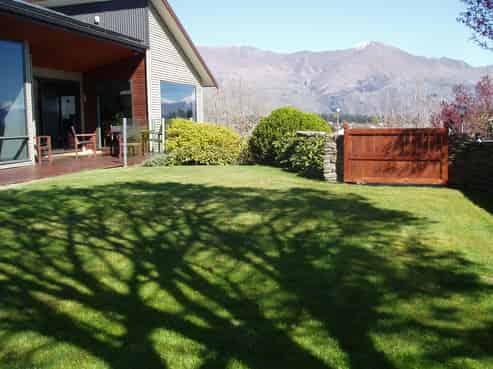 9 Fastness Crescent, Wanaka