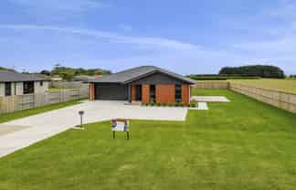 26 Chute Street, Normanby