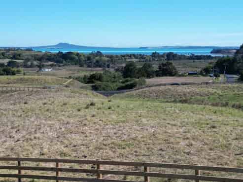 11 Waikopua Road, Whitford
