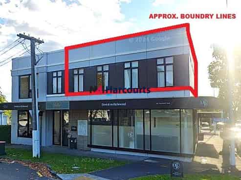 Trendy Grey Lynn Office