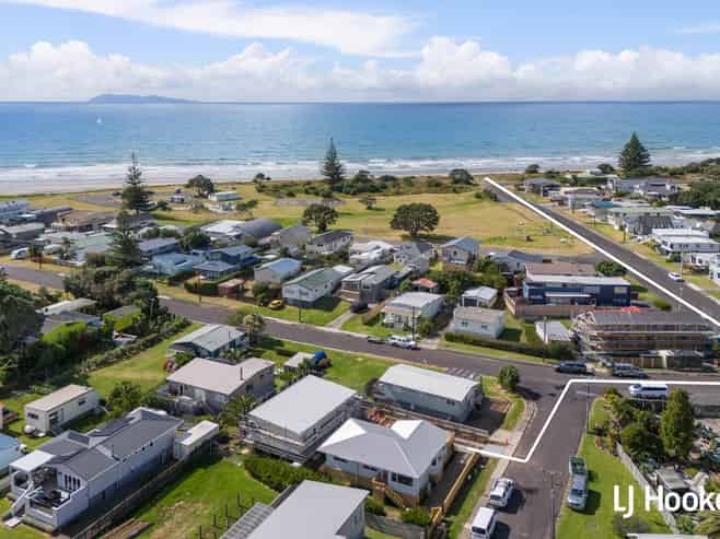 8 Scarborough Road, Waihi Beach