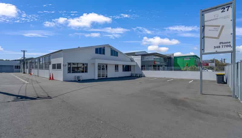 27 Watts Road, Sockburn