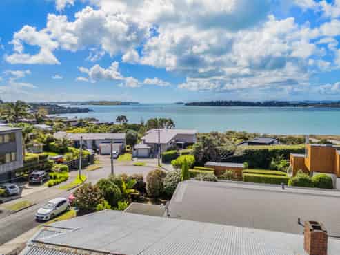 7 Calder Place, Waiotaiki Bay