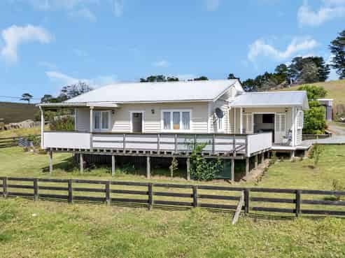 947 Mangakahia Road, Poroti