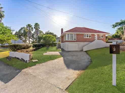 2 Fowlds Avenue, Sandringham