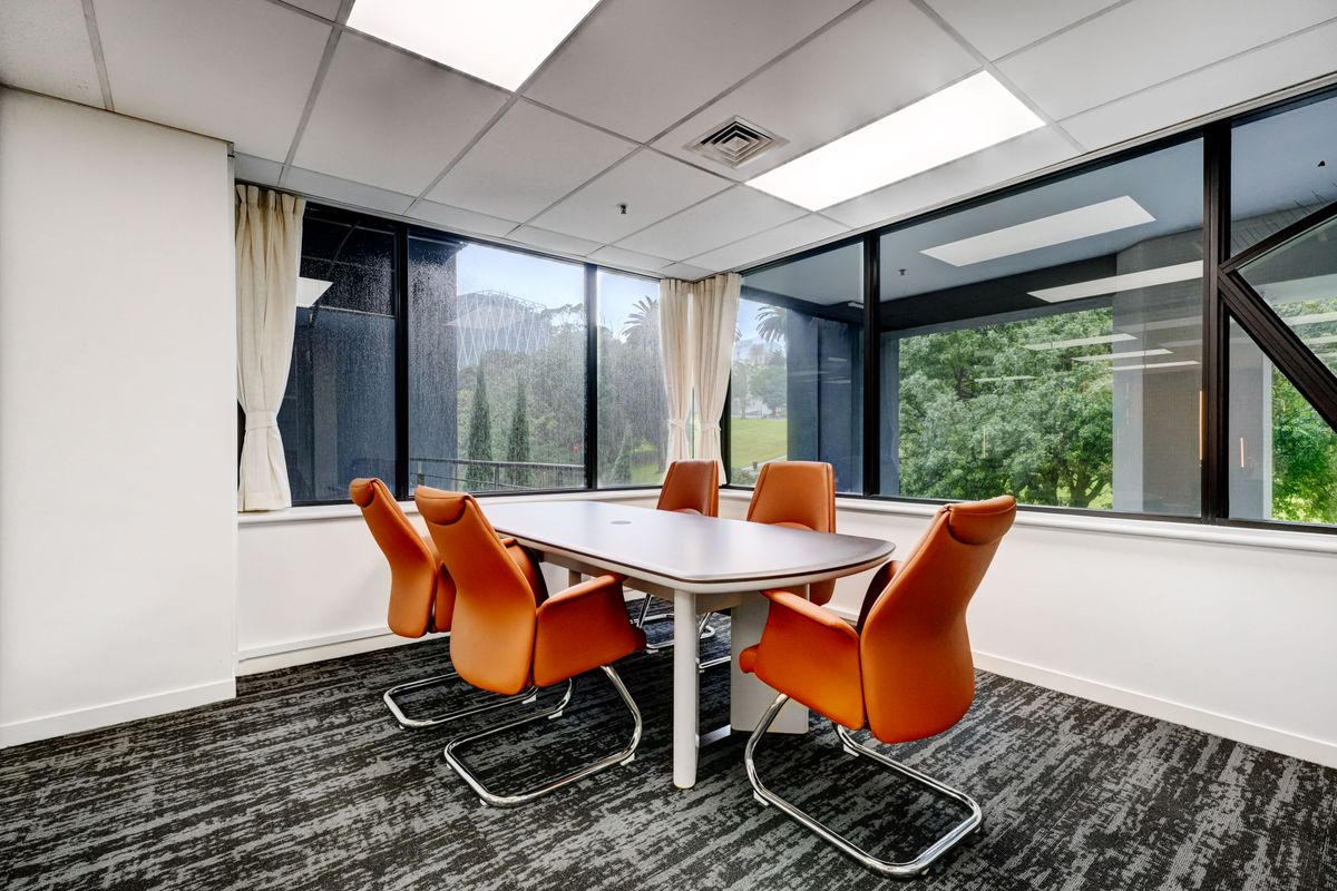 Central of Centre Luxury Office On Kitchener - Widok 5