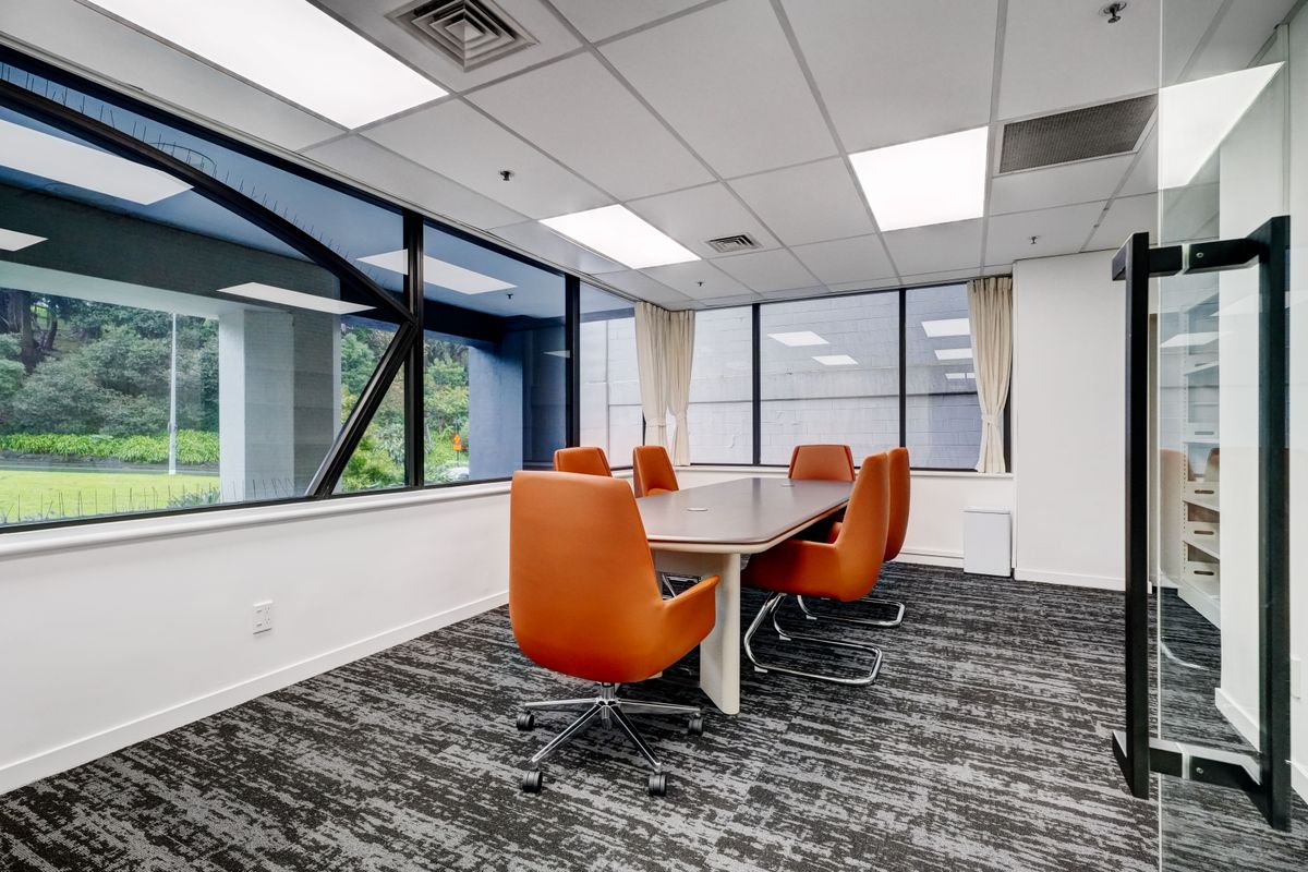 Central of Centre Luxury Office On Kitchener - Widok 4