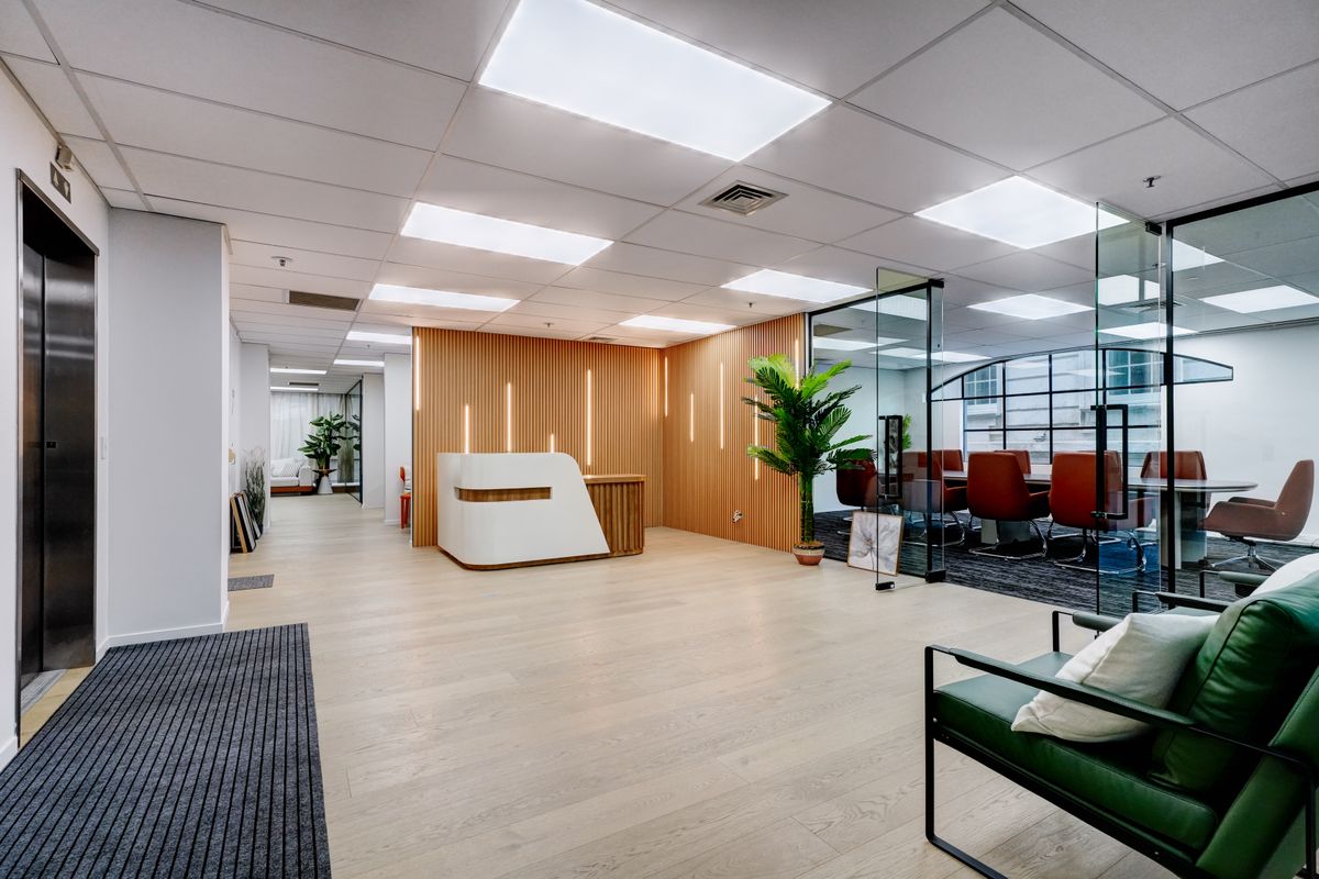Central of Centre Luxury Office On Kitchener - Widok 3