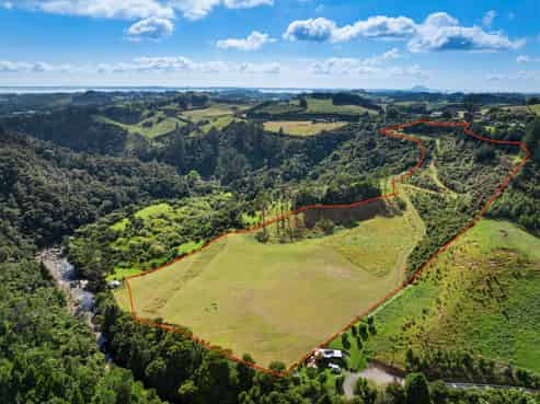 210 Wainui South Road, Whakamarama