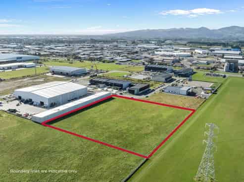 Substantial land holding in the heart of Hornby