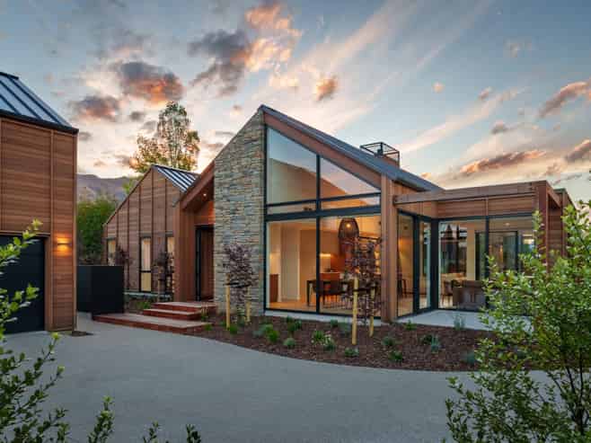 16 McCaw Mews, Wanaka