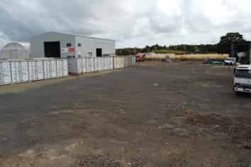 DEVELOPMENT OPPORTUNITY WITH HOLDING INCOME
