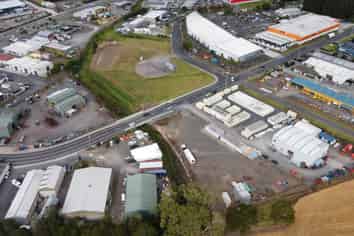DEVELOPMENT OPPORTUNITY WITH HOLDING INCOME
