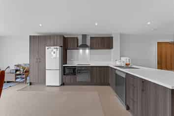 509/1 Rose Garden Lane, Albany