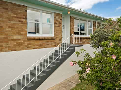 2/32 Wicklow Road, Narrow Neck