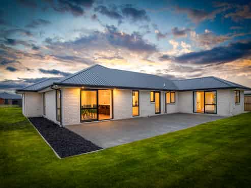 66 Ridgeland Way, West Melton