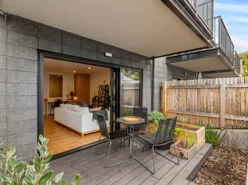 1/57 Manor Place, Dunedin Central