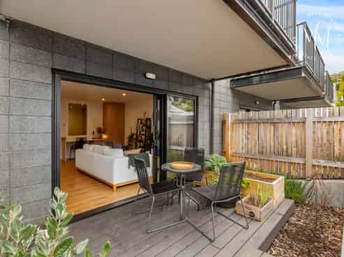1/57 Manor Place, Dunedin Central