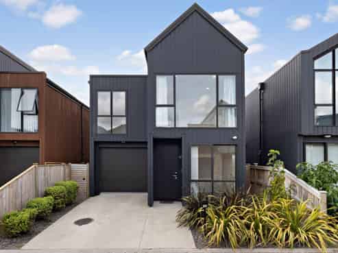 106 Kerepi Street, Westgate