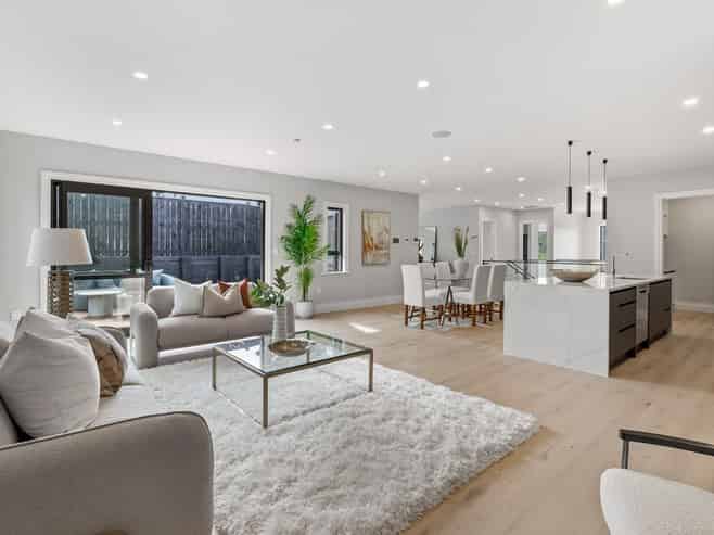 7 Halcyon Bay Lane, Orewa