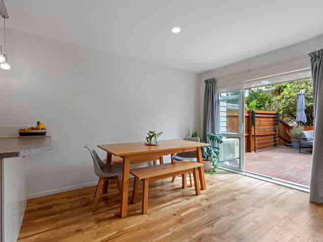 3/78 Fernhill Way, Oteha