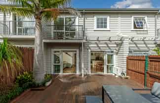3/78 Fernhill Way, Oteha