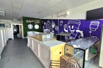 For Lease: Shop 17, 295 Penrose Road