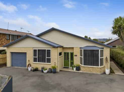 19A Gordon Road, Mosgiel