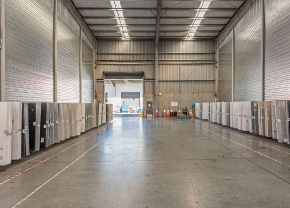 Warehouse and office space - Ansicht 2