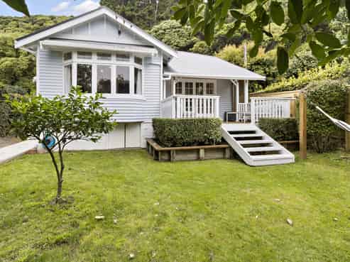 265 Muritai Road, Eastbourne