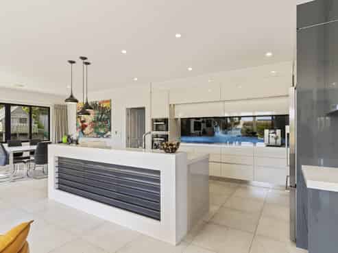 49 Shelter Grove, Frankleigh Park