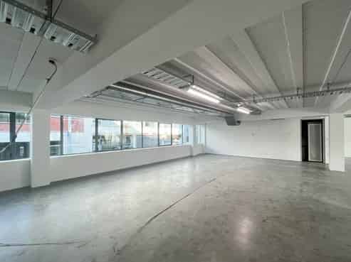 FULLY REFURBISHED PARNELL OFFICE